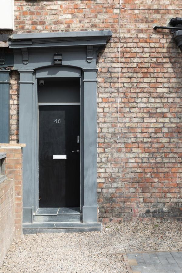 Stockton Town Centre Studio Apartments Free Parking And Wi-Fi Exterior foto