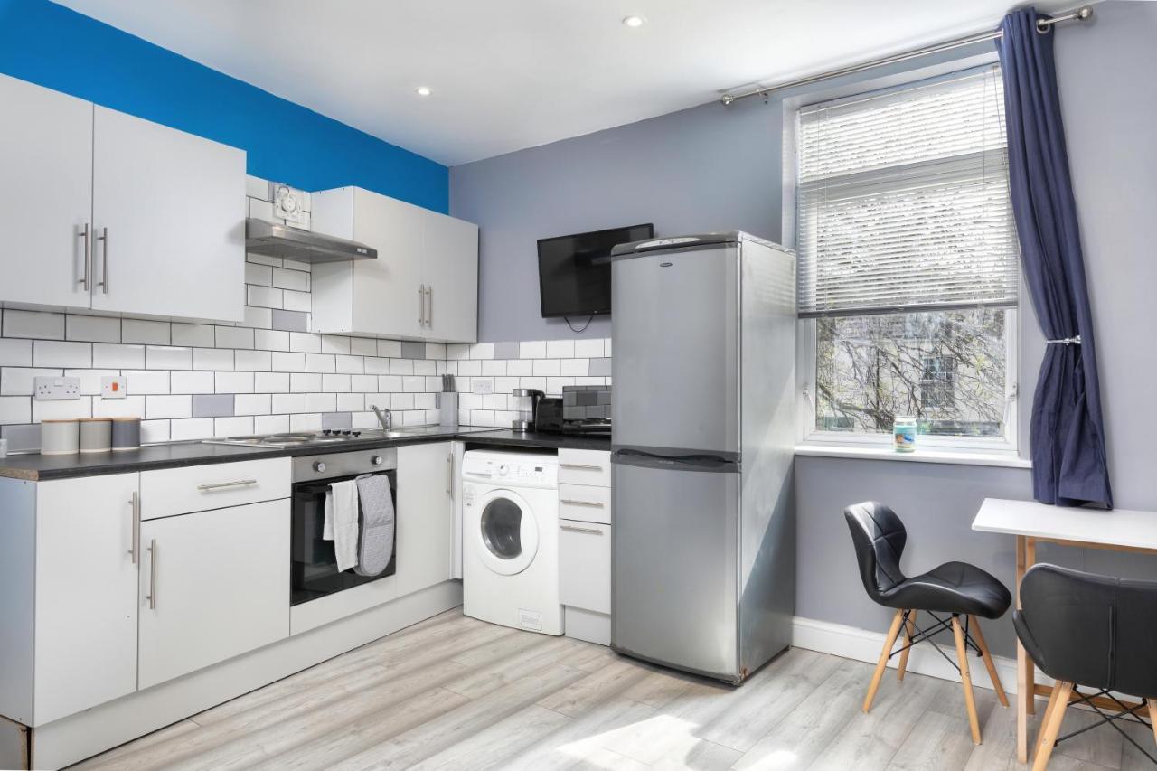 Stockton Town Centre Studio Apartments Free Parking And Wi-Fi Exterior foto